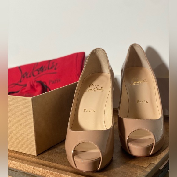 Christian Louboutin New Very Prive Patent 100 Nude Heels - Picture 13 of 16